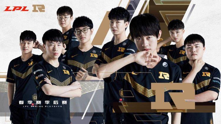 輸出是球隊 輸出是球隊