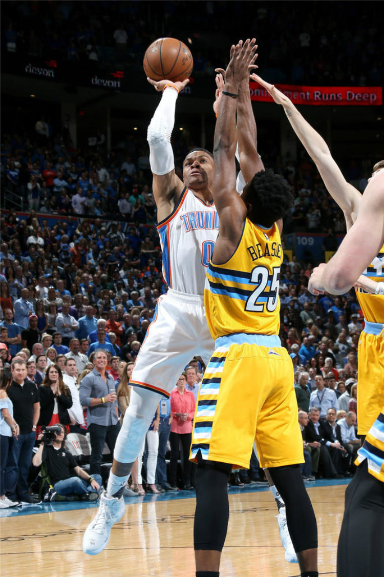 守束手无策 守束手无策