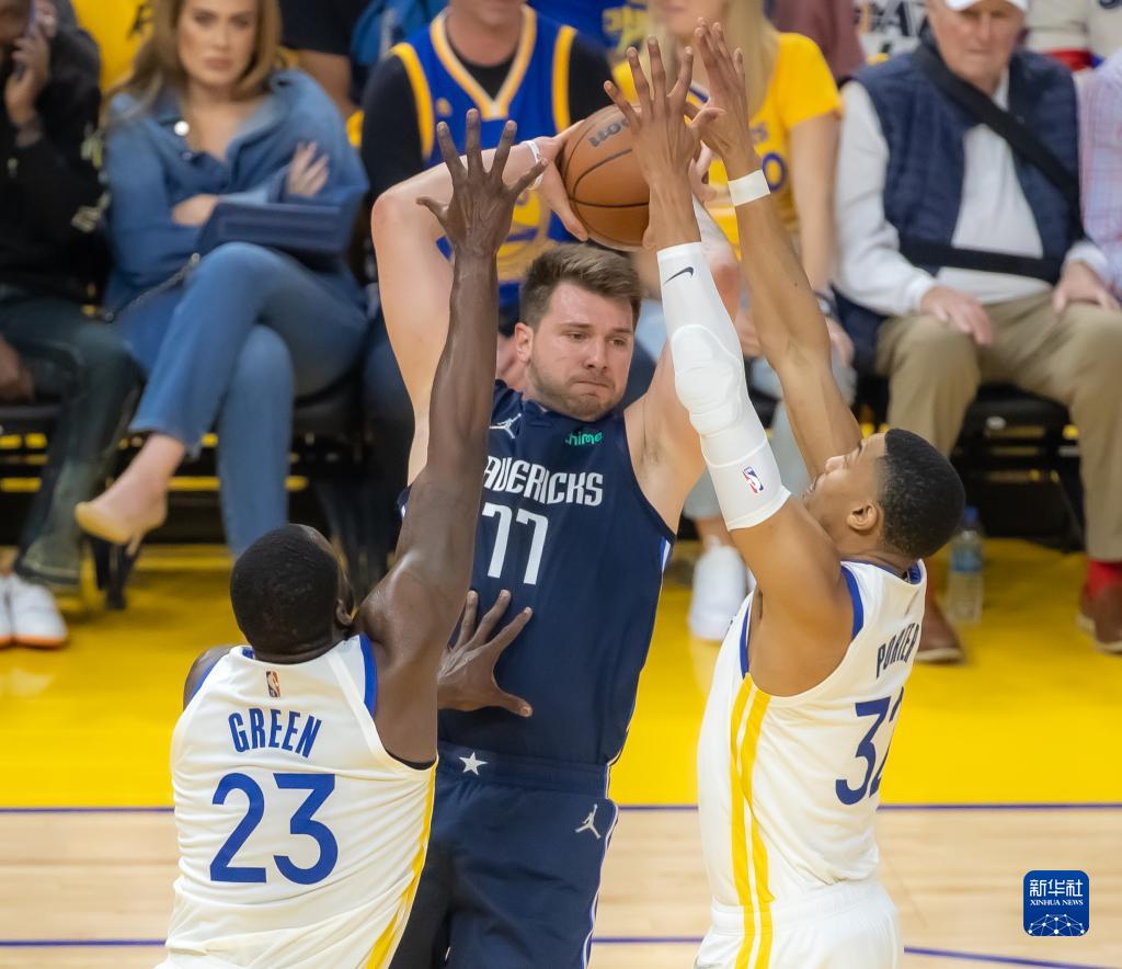 持球突破路 持球突破路